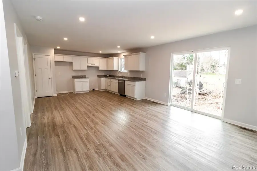 5155 Coldwater, Lapeer, MI 48446 - #3