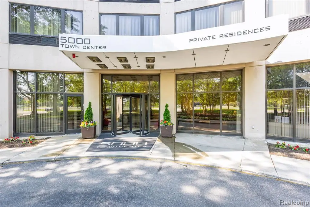 5000 Town #2001, Southfield, MI 48075 - #1