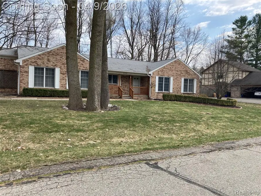 2375 Avondale, Keego Harbor, MI  - #3