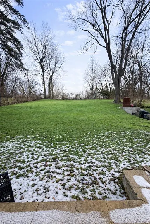 385 Whittemore, Pontiac, MI 48342 - #2