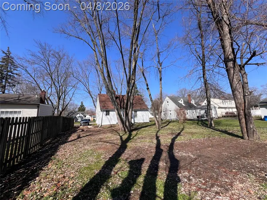 2690 Ellwood, Berkley, MI 48072 - #2