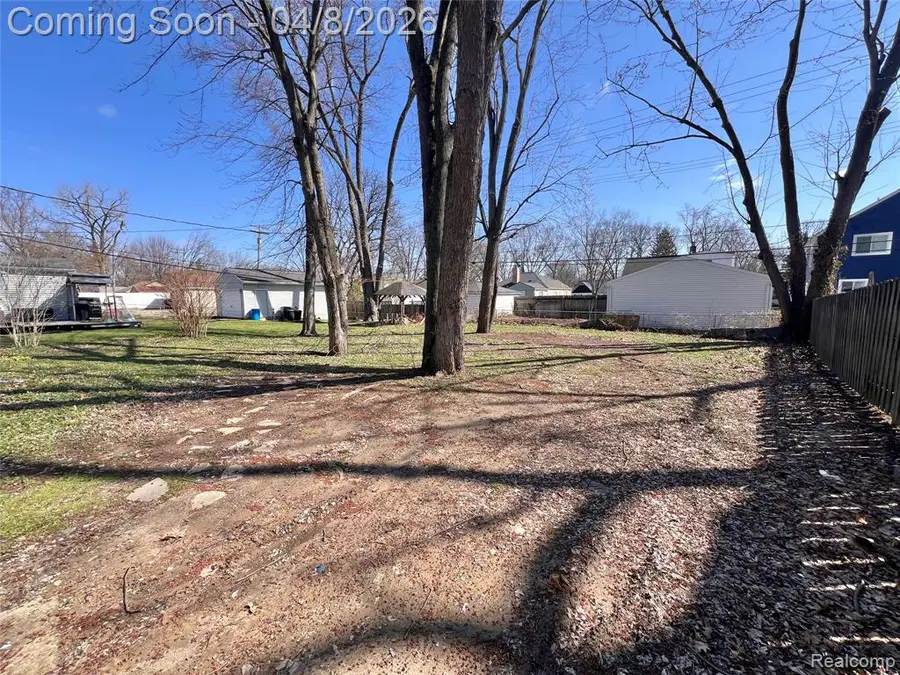 2690 Ellwood, Berkley, MI 48072 - #3