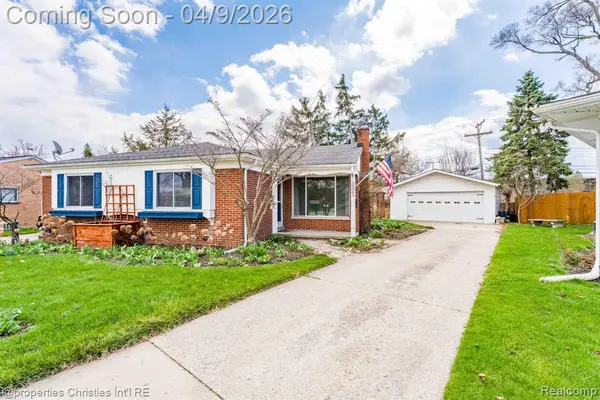 4211 Yorba Linda, Royal Oak, MI 48073