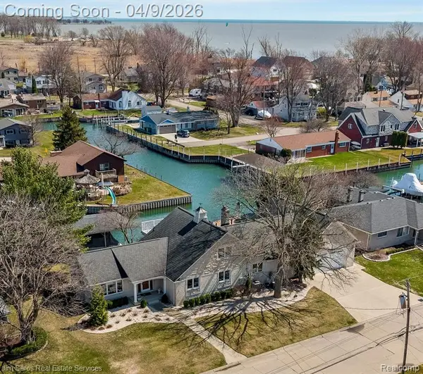 38008 Seaway, Harrison Twp, MI 