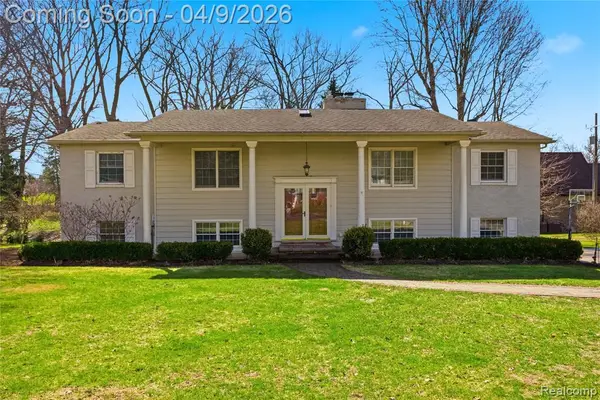 138 Aintree, Rochester, MI 48306