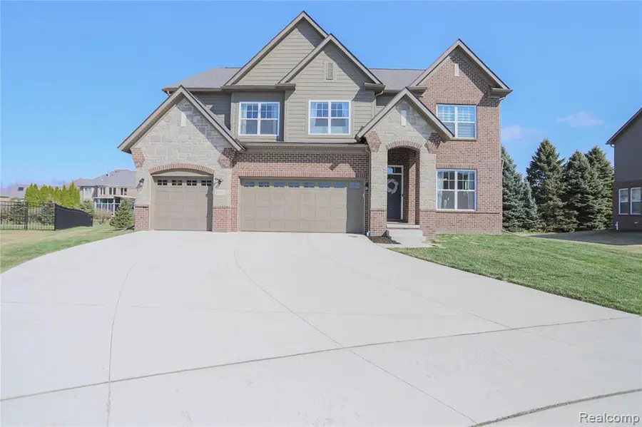 13101 Valencia, Utica, MI 48315 - #3