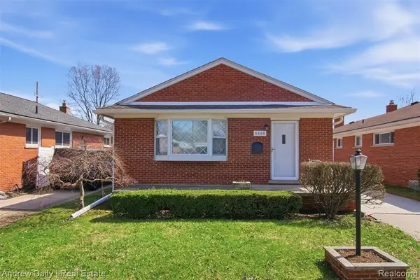 8460 Nightingale, Dearborn Heights, MI 