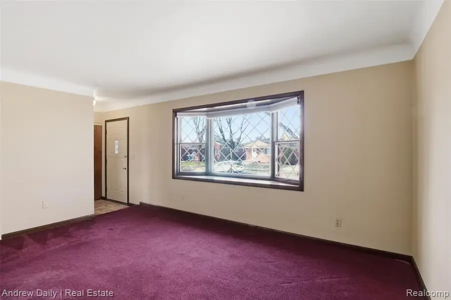 8460 Nightingale, Dearborn Heights, MI  - #3