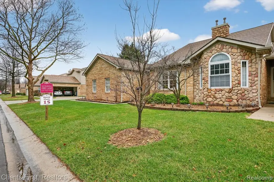 272 Avium, Canton, MI 48187 - #2