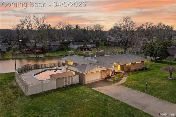 3955 Cambrook, Waterford, MI 48329