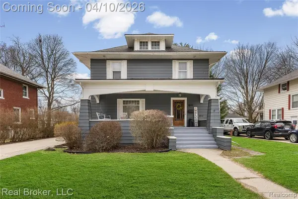 183 W Saint Clair, Romeo, MI 48065