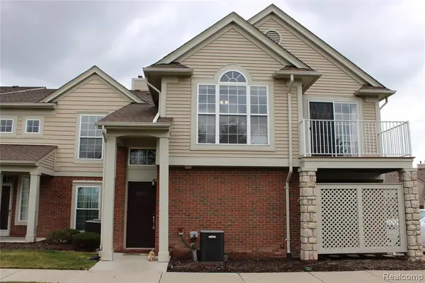 52133 Naugatuck #25, Macomb, MI 