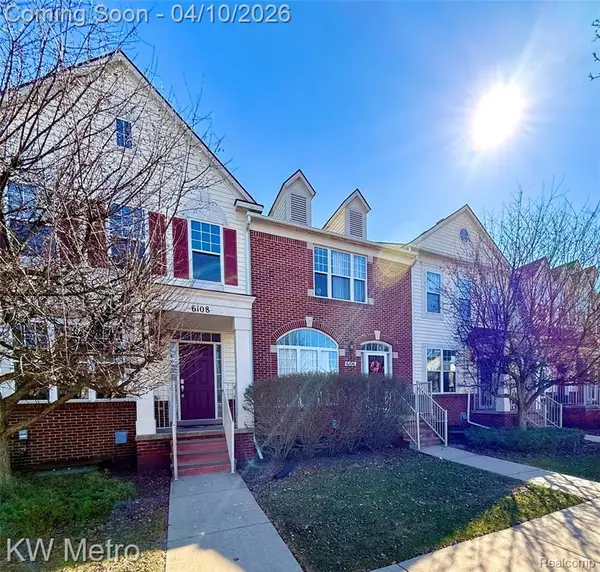 6108 Heron Hills, Walled Lake, MI 48390