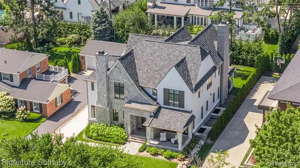 1295 Lakeside, Birmingham, MI 48009