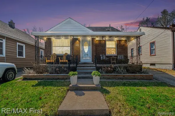 560 E Oakridge, Ferndale, MI 48220