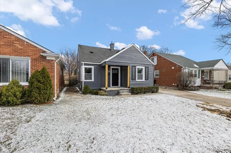 21625 Trombly, Saint Clair Shores, MI 48080 - #2
