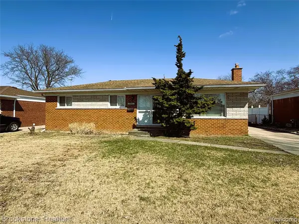 31228 Regal, Warren, MI 48088