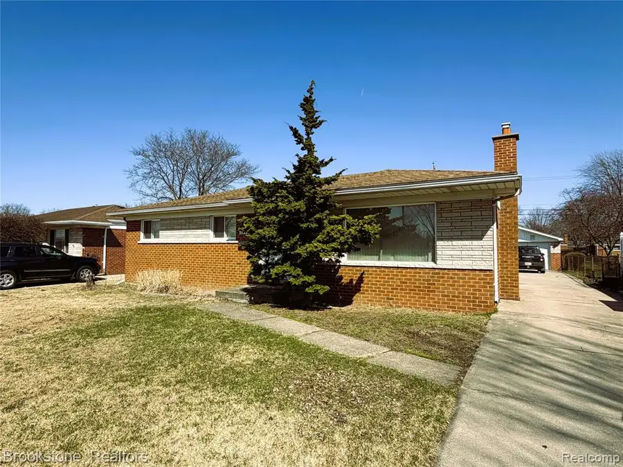 31228 Regal, Warren, MI 48088 - #2