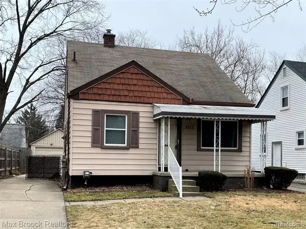 3012 Greenfield, Berkley, MI 48072