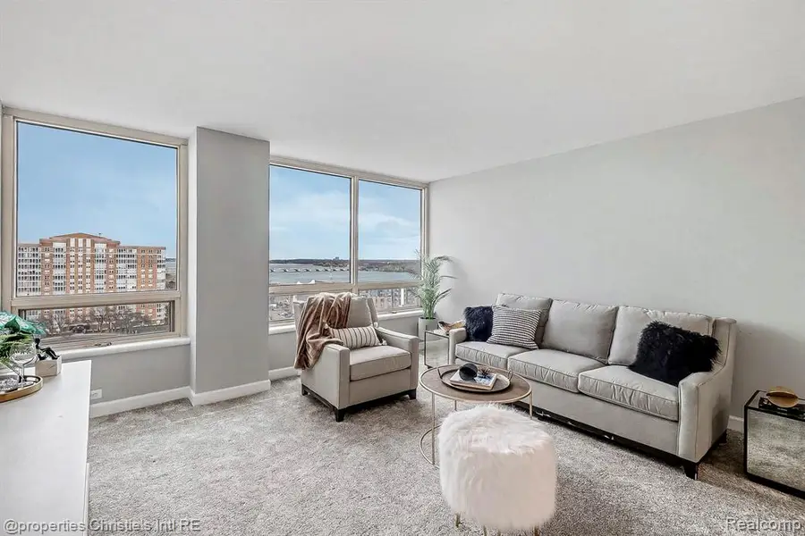 3320 Spinnaker #14B, Detroit, MI 48207 - #3