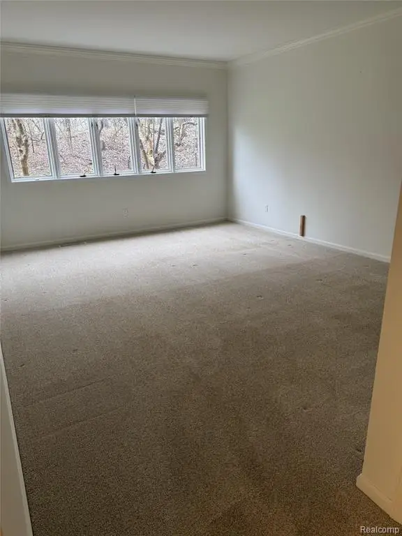 4040 Greenleaf #110, Kalamazoo, MI 49008 - #2