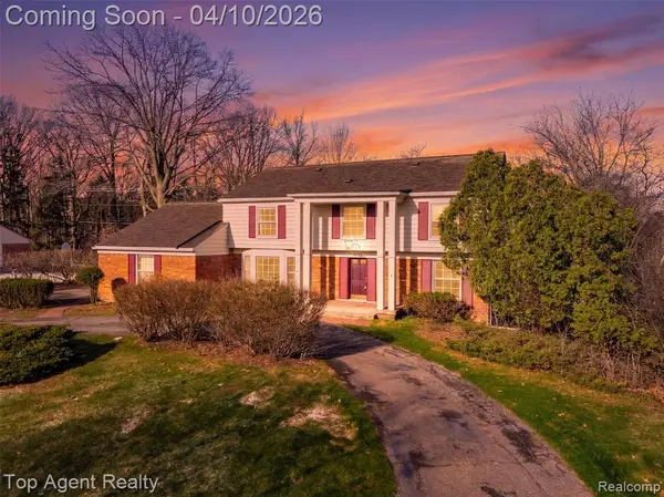 4268 Covered Bridge, Bloomfield Hills, MI 48302