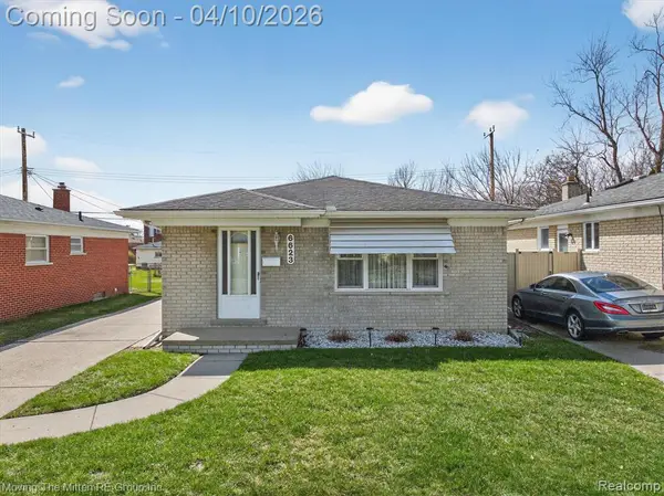 6623 N Silvery, Dearborn Heights, MI 48127