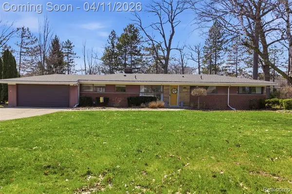 29601 Gilchrest, Farmington, MI 