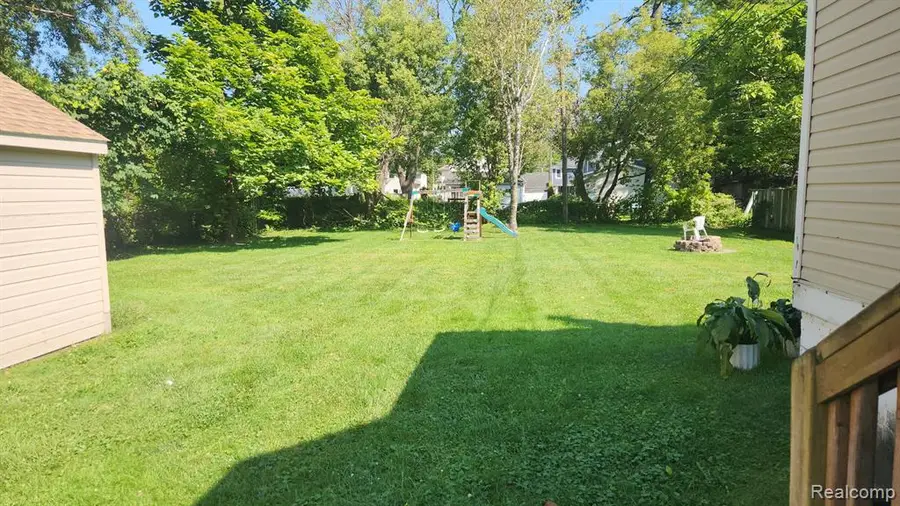 98 Eldredge, Mount Clemens, MI 48043 - #3