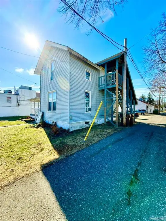 35449 Clinton, Wayne, MI 48184 - #2