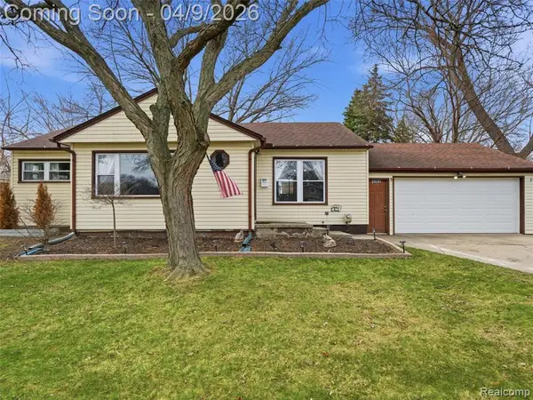 23151 Schroeder, Eastpointe, MI 48021