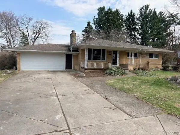 421 Nesbit, Rochester Hills, MI 48309