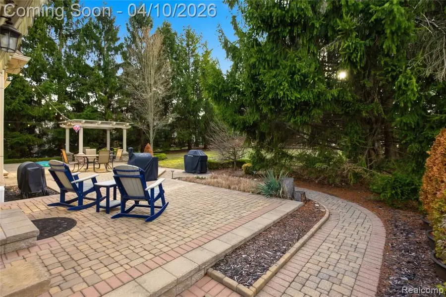 56891 Aberdeen, Shelby, MI 48316 - #3