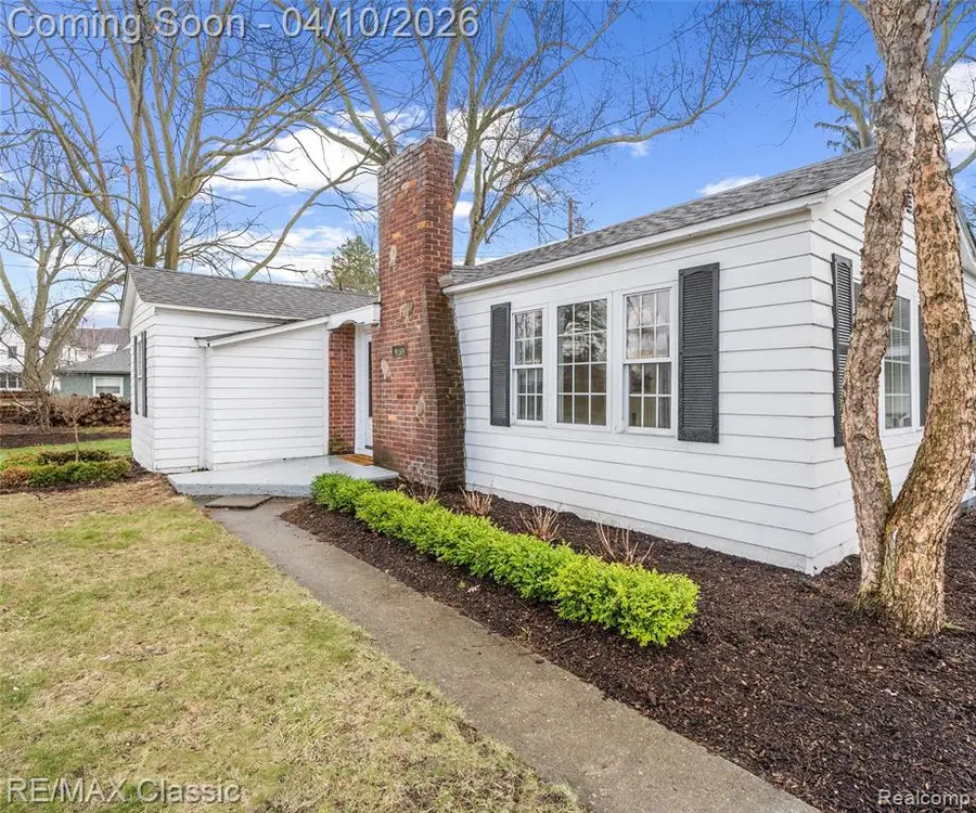 9083 Pittsfield, Commerce Township, MI 48382 - #2