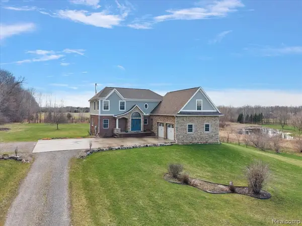 5035 Hidden Ridge, Metamora, MI 48455