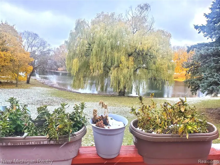 34730 Bunker Hill, Farmington Hills, MI 48331 - #3