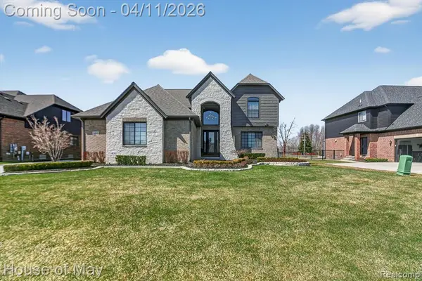 54933 Black Hills, Utica, MI 48316