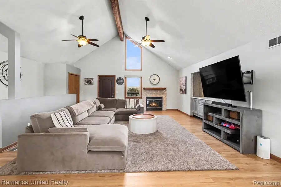 9156 Apple Orchard, Fenton, MI 48430 - #3