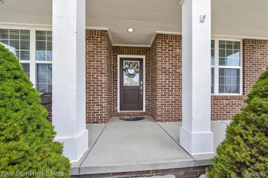 59163 Peters Barn, South Lyon, MI 48178 - #2