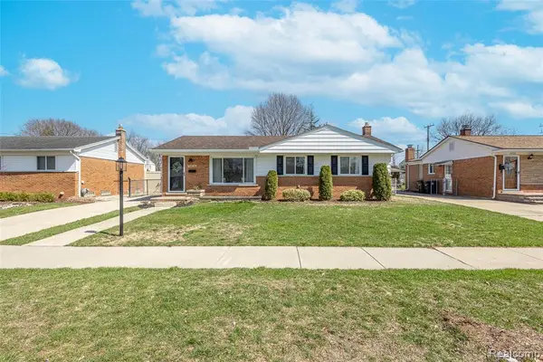 19436 Donna, Livonia, MI 