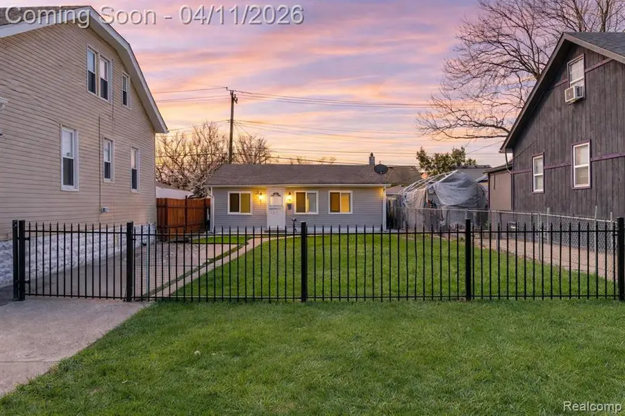 1401 University, Lincoln Park, MI 48146 - #2