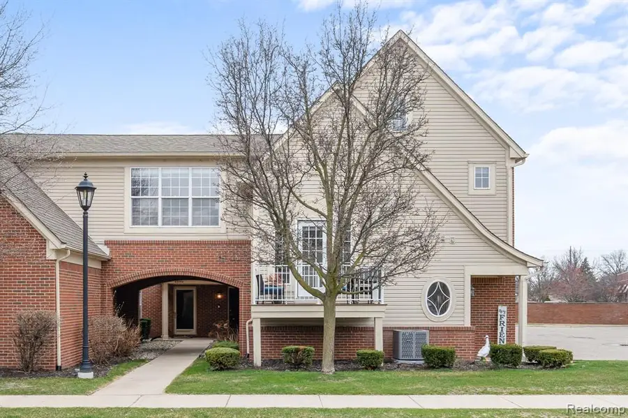 43492 Pendleton #12, Sterling Heights, MI 48313 - #2