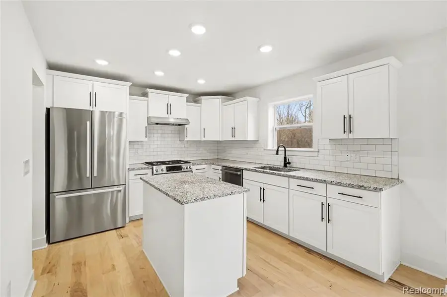 7294 River Rock, Davison, MI 48423 - #2