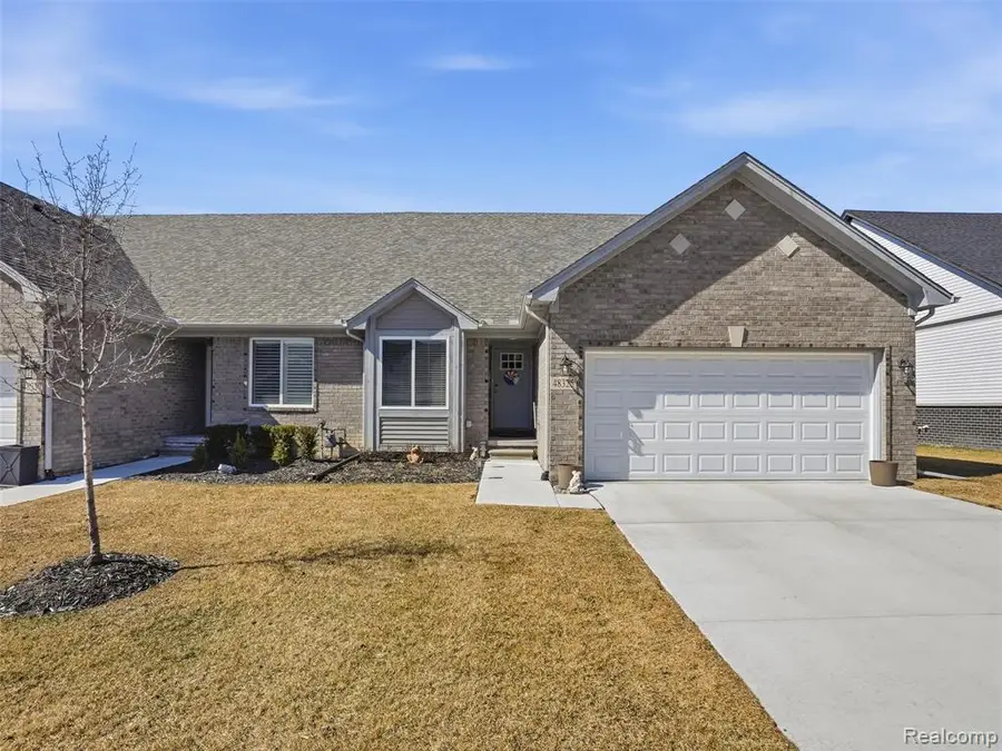 48325 Applegrove, New Baltimore, MI 48051 - #3