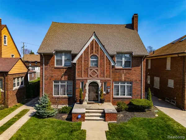 16834 Muirland, Detroit, MI 48221