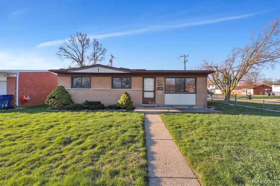 34381 Rosslyn, Westland, MI 48185 - #2