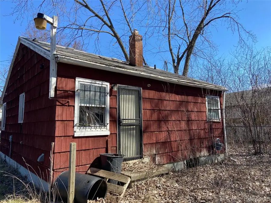 140 E Alma, Flint, MI 48505 - #2