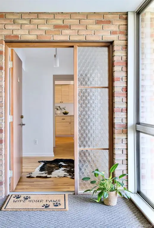 4049 W Maple #A205, Bloomfield Hills, MI 48301 - #2