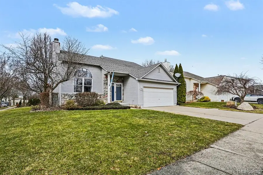 761 Peppermill, Lapeer, MI 48446 - #2