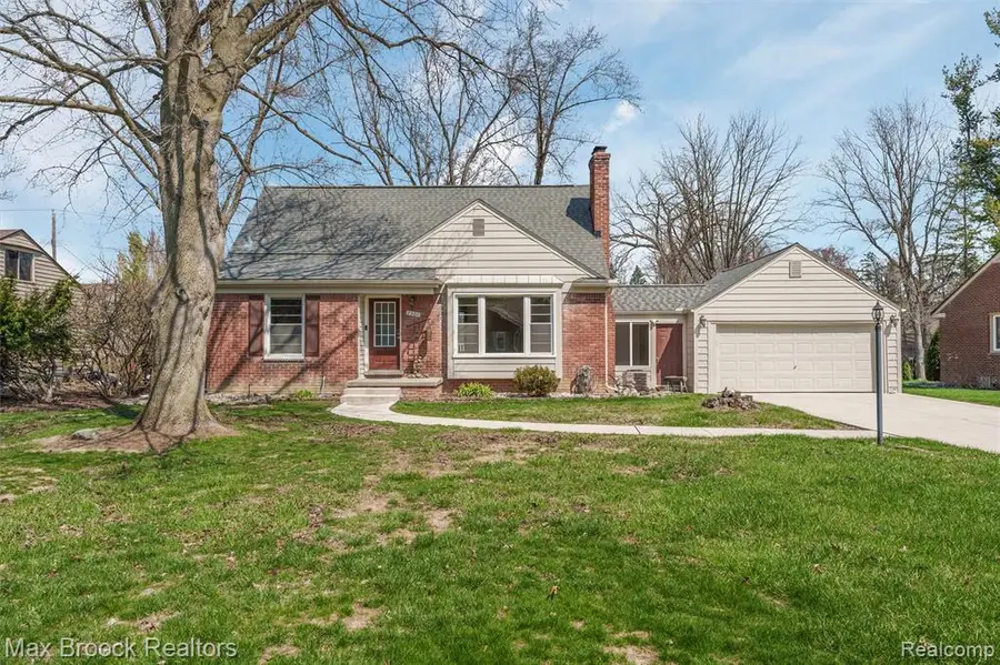 2307 Bedford, Bloomfield Hills, MI 48302 - #3